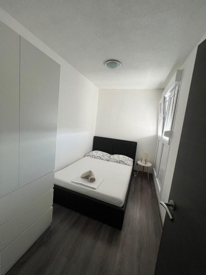 Apartman Duzel Apartment สปลิท ภายนอก รูปภาพ