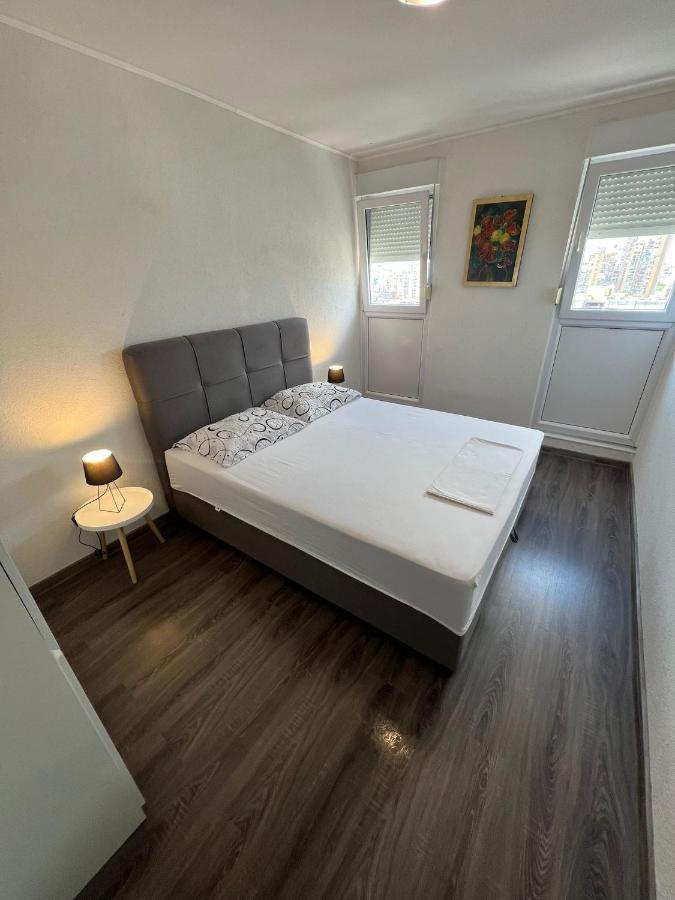 Apartman Duzel Apartment สปลิท ภายนอก รูปภาพ